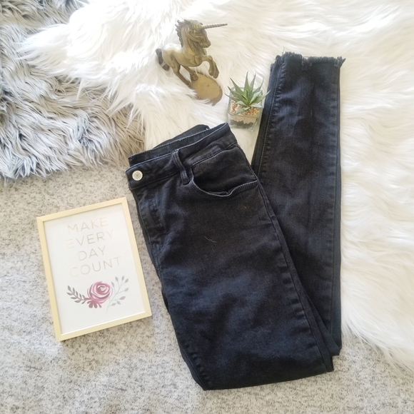 JOHN GALT Black Jean with Frayed Ankle - Picture 1 of 7